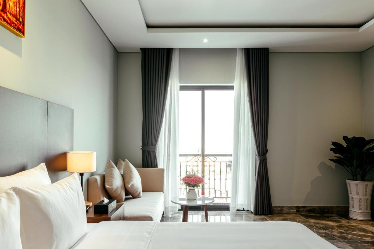 Phu Thang Grand Hotel Duc Hoa Zewnętrze zdjęcie