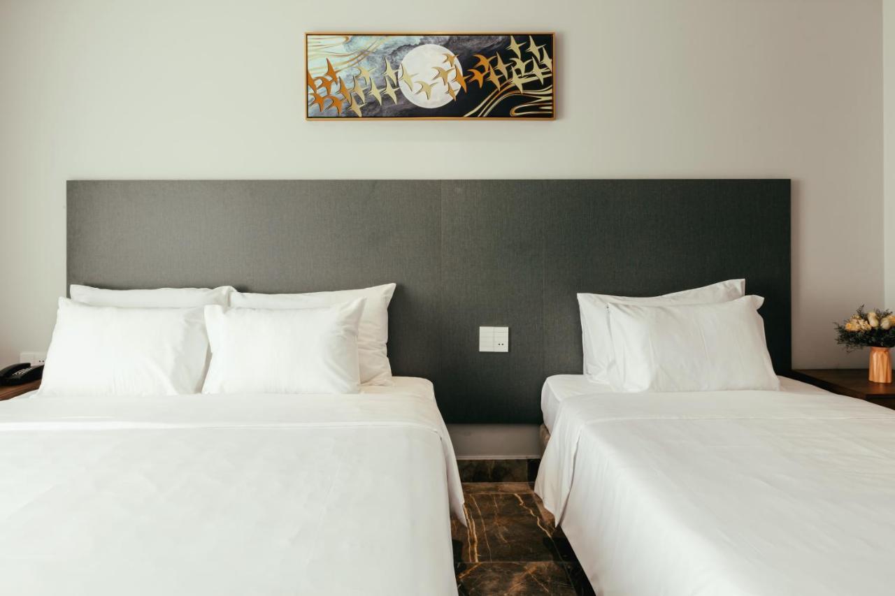 Phu Thang Grand Hotel Duc Hoa Zewnętrze zdjęcie
