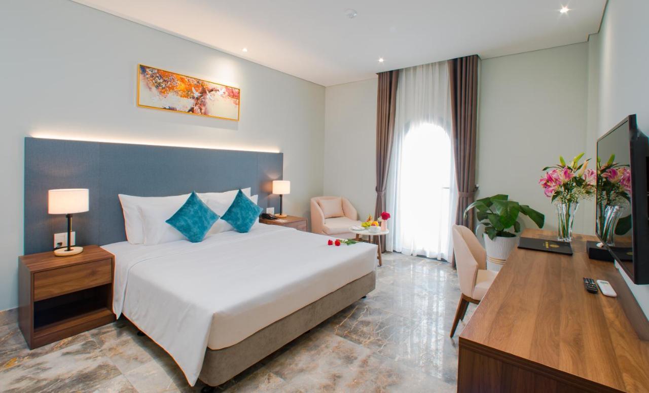 Phu Thang Grand Hotel Duc Hoa Zewnętrze zdjęcie