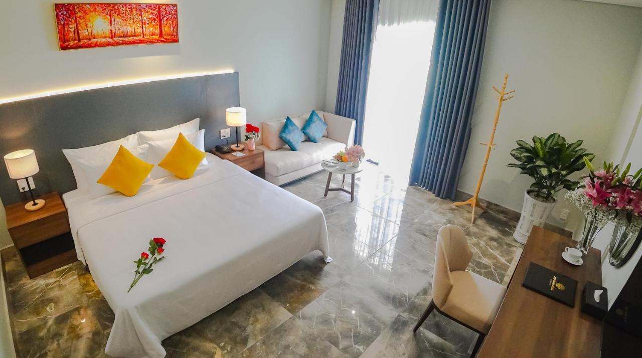 Phu Thang Grand Hotel Duc Hoa Zewnętrze zdjęcie