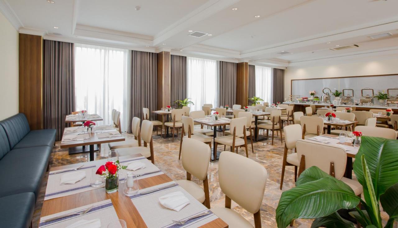 Phu Thang Grand Hotel Duc Hoa Zewnętrze zdjęcie